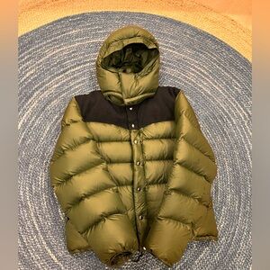 Men's Green and Black Puffer Jacket